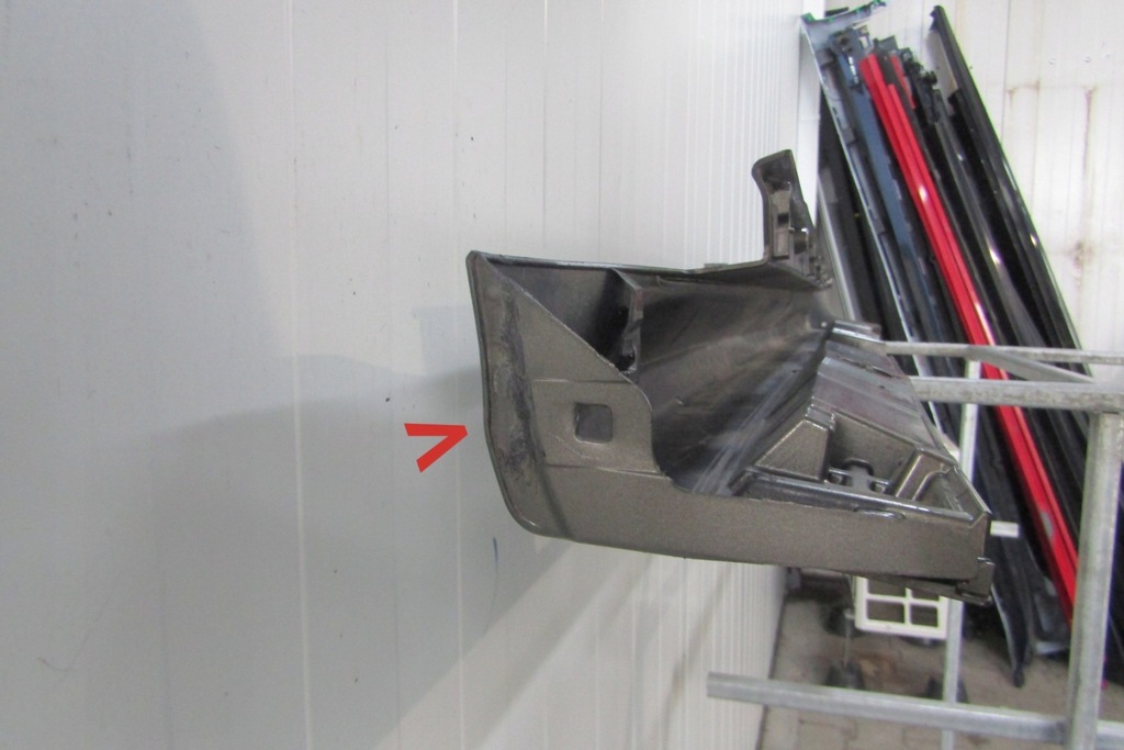 фото №10, Молдинг порог правая toyota yaris 4 iv 20- mazda 2 22- hybrid