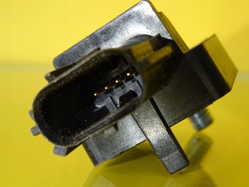 фото №7, Датчик удара toyota avensis t250 89831-05010 nr367