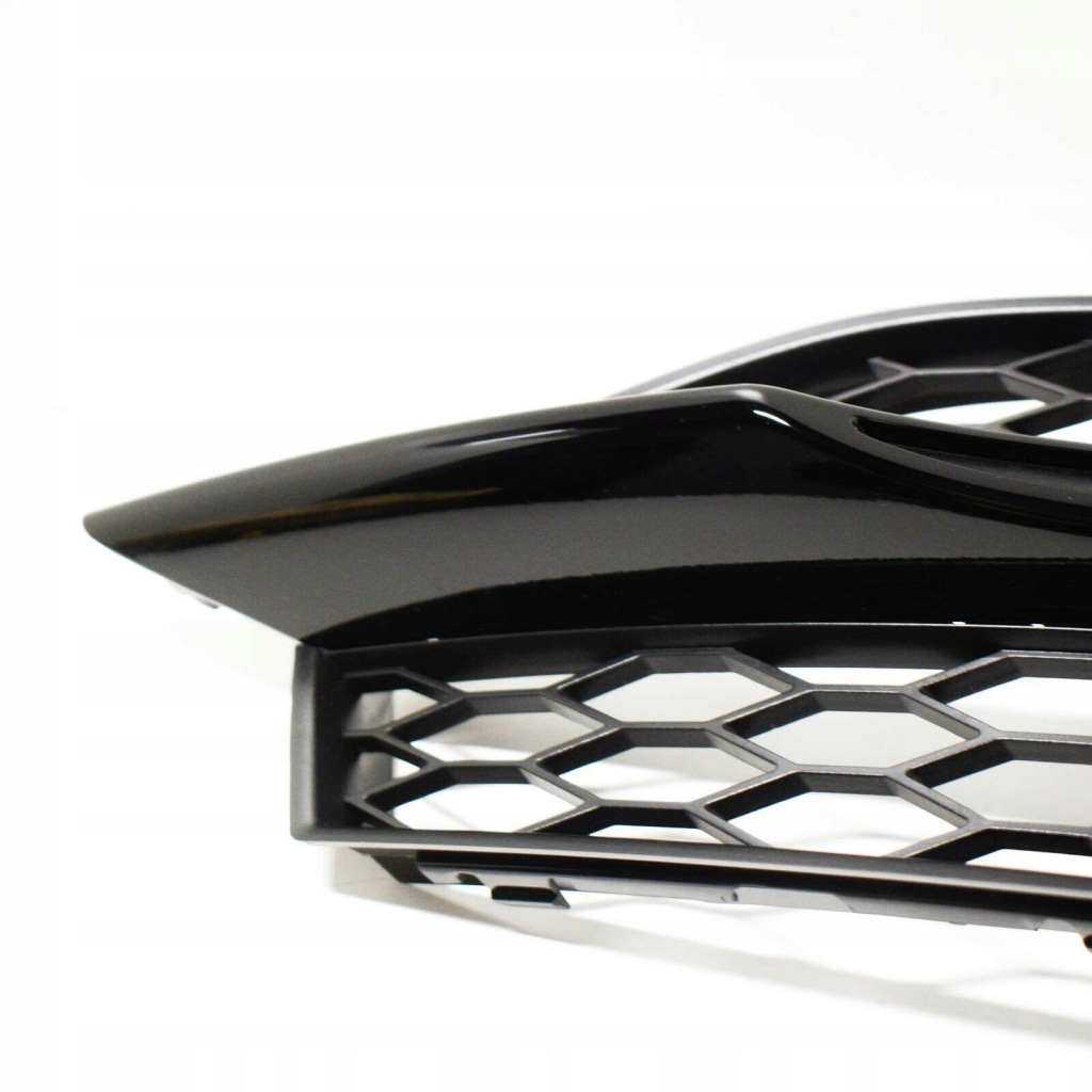 фото №6, Audi a7 4ga s бампер передний правый решётка радиатора 4g8807682e