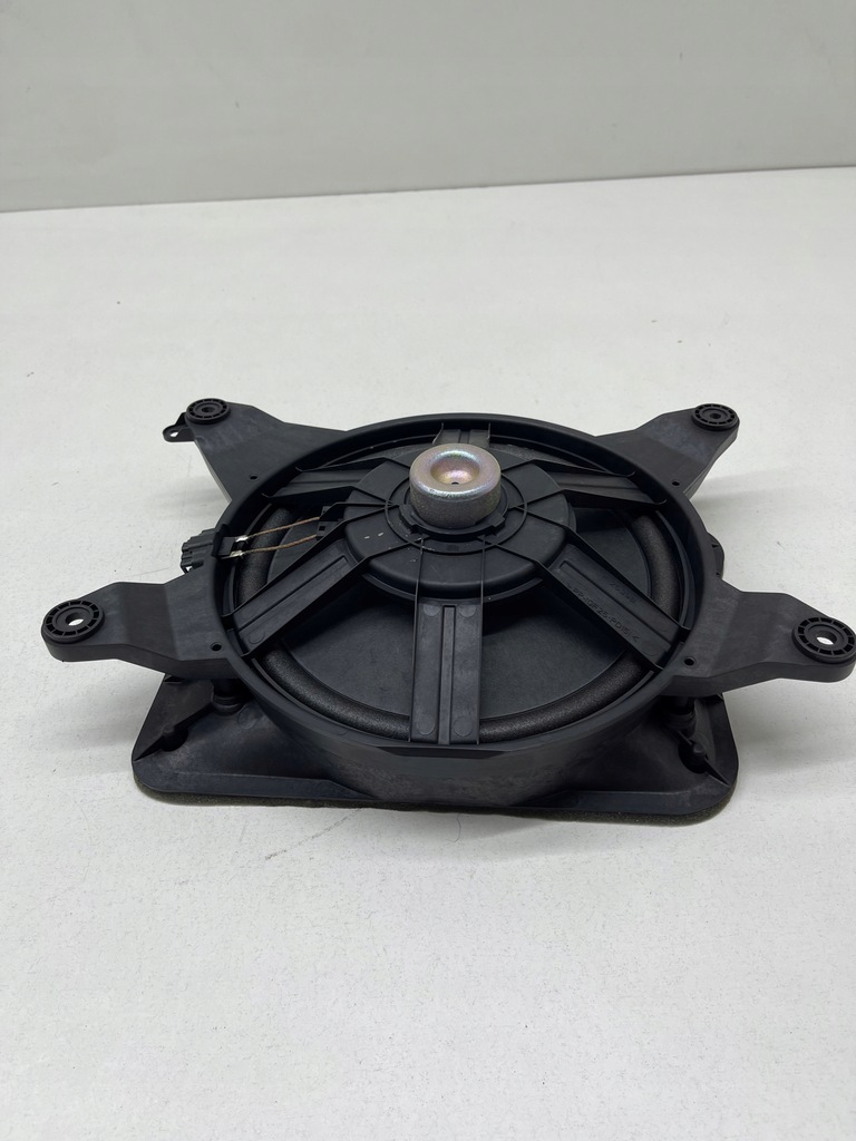 фото №11, Audi a6 c7 sedan динамік полиця багажника сабвуфер