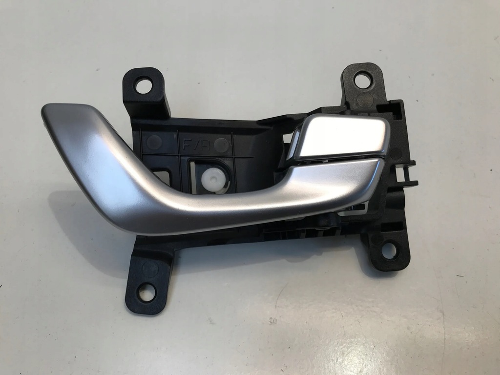 фото №1, Hyundai kona ev 2022 ручка внутрішня перед права