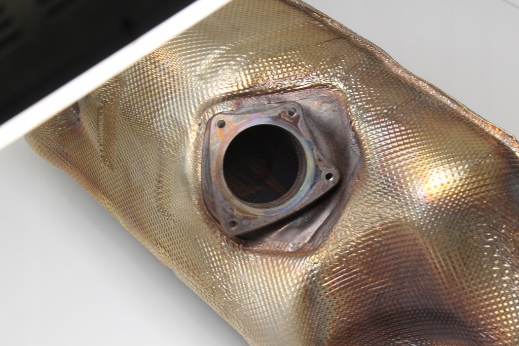 фото №8, Гаситель выхлоп audi r8 4s 4s0251609b состояние idealny