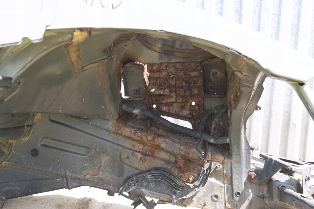 фото №3, Лонжерон четверть блок двигателя правый mercedes cl w216