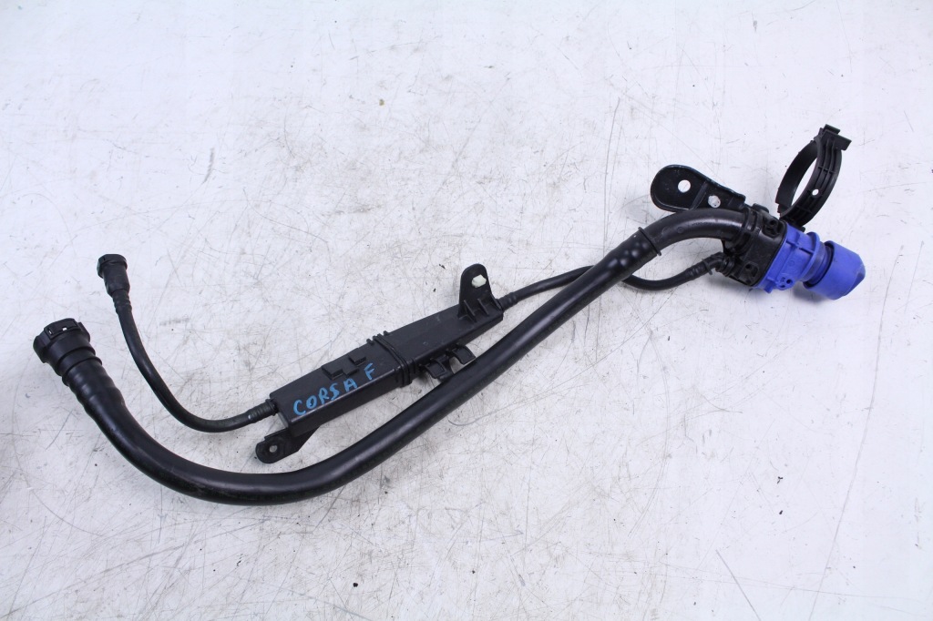 фото №1, Заливная горловина adblue opel corsa f 20r. 1.5d