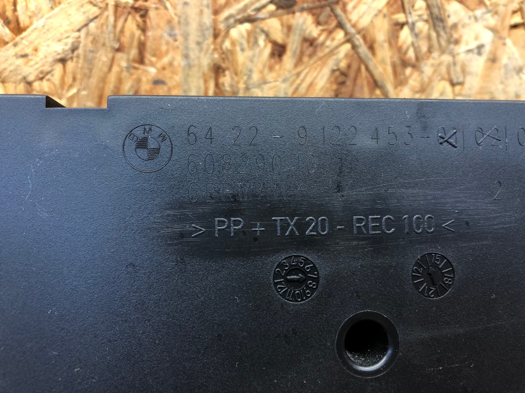 Bmw x5 f15 e70 f07 x5 f16 f11 решітка вентиляційна задня 9122453 в Україні