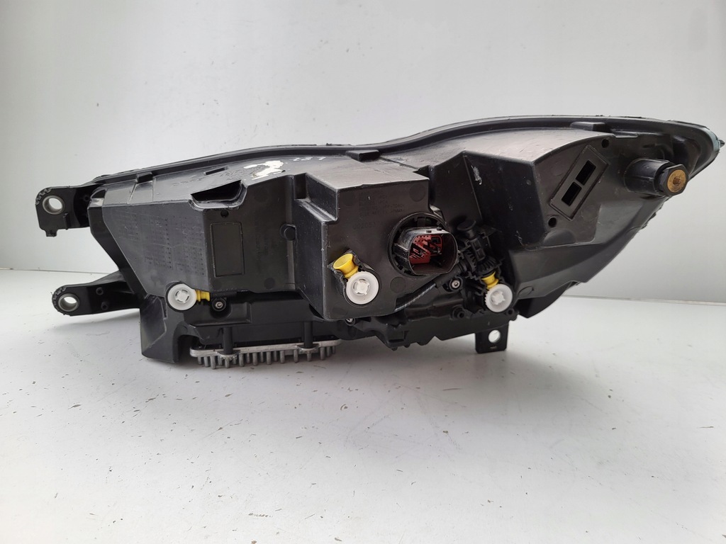 фото №8, Лампа права перед jaguar i-pace i pace x590 low