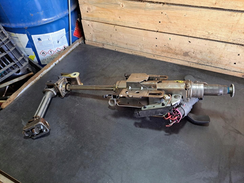 фото №14, Автомобиль skoda fabia i 1.2 колонка рулевая замок зажигания ключ оригинал