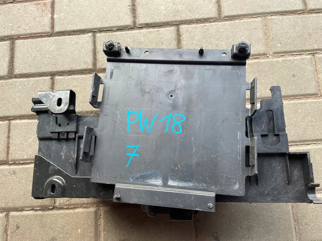 фото №5, Opel zafira c основание аккумулятор корпус