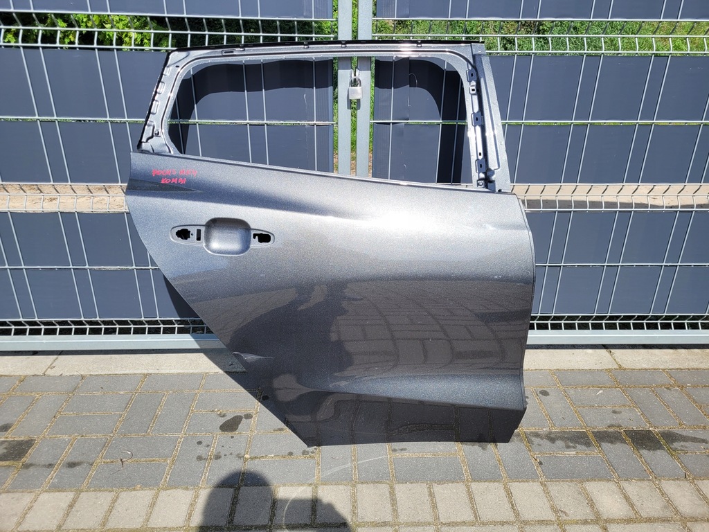 фото №1, Ford focus mk4 kombi - двері правий задня