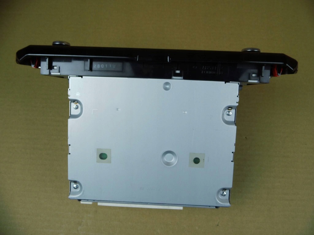 фото №7, Toyota corolla e21 радіо дисплей екран jbl 8614002710 86140-02710