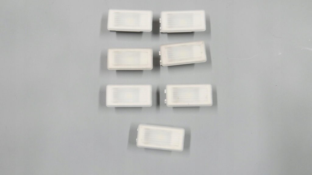 фото №1, Bmw f40 g20 g21 g29 лампа led освітлення салону кабіни 9472763