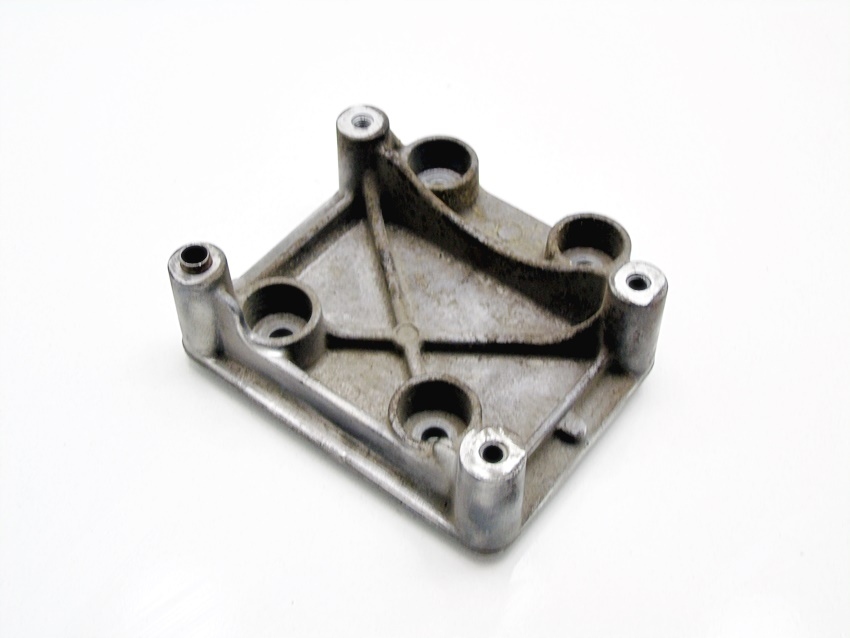 Купить Кронштейн двигателя 1.1 206 partner c3 saxo c2 106 berlin