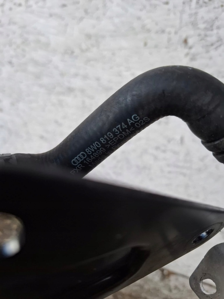 фото №4, Audi a4 a5 s4 s5 rs4 rs5 2016- 8w2819377 трубка водяна