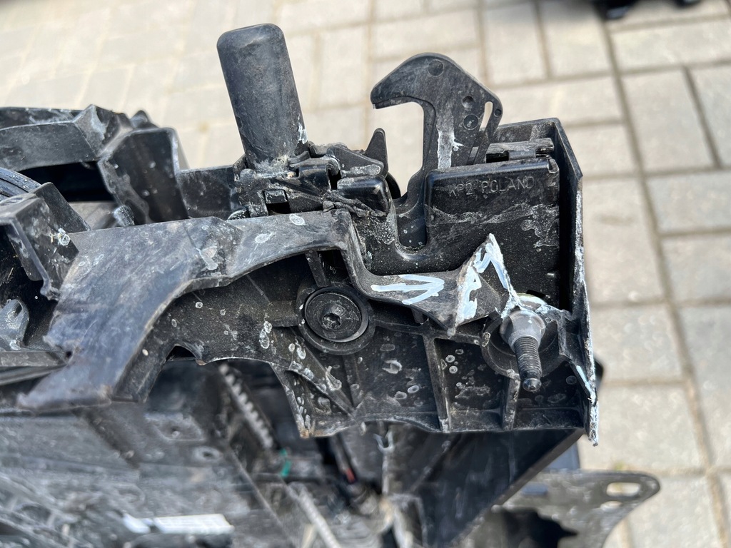 фото №11, Vw t-roc перед капот бампер лампы крыло pas