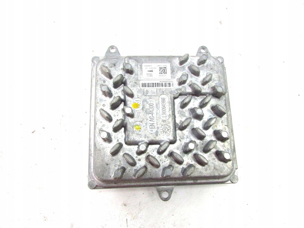 фото №1, Citroen ds3 crossback преобразователь модуль лампы led valeo l1 l90094995