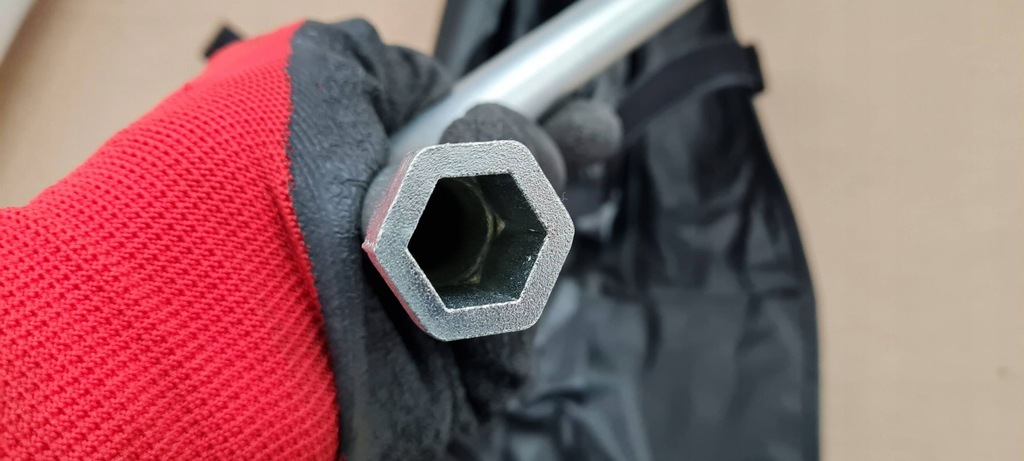 фото №10, A6 c8 4k ключ do kół чехол защита 24r 8n0012219 sq7 4m q7 q5 q3 q8 a4