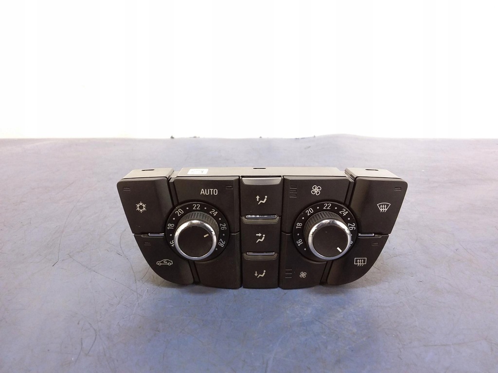 фото №1, Astra j lift панель кондиционера обдув 13435148