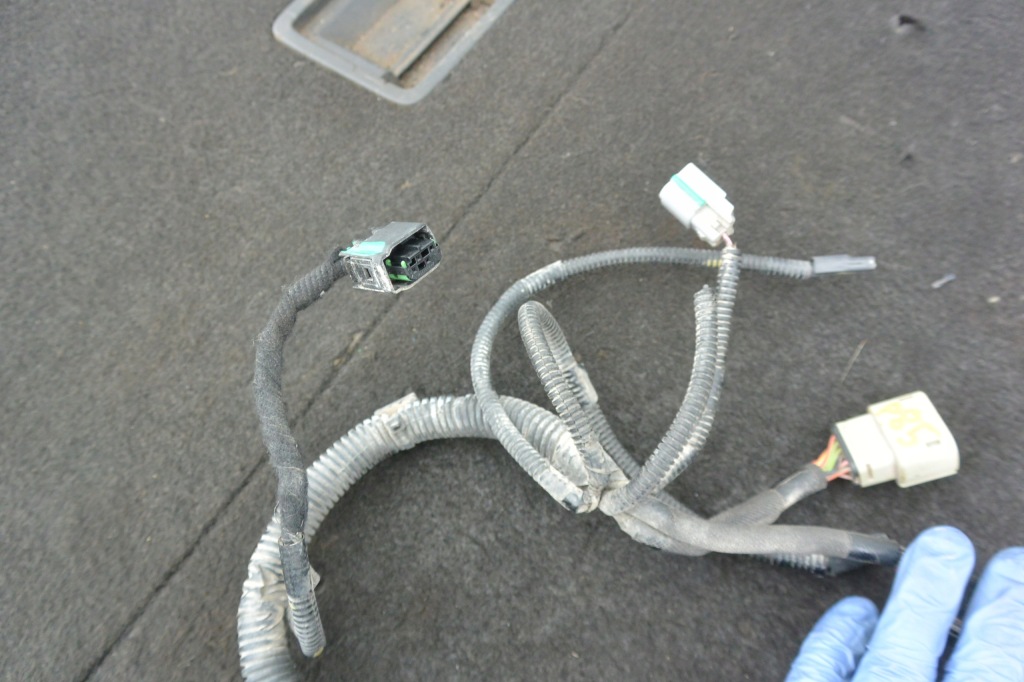 Жгут электропроводка поперечина перед tesla model s европа  2wd Киев