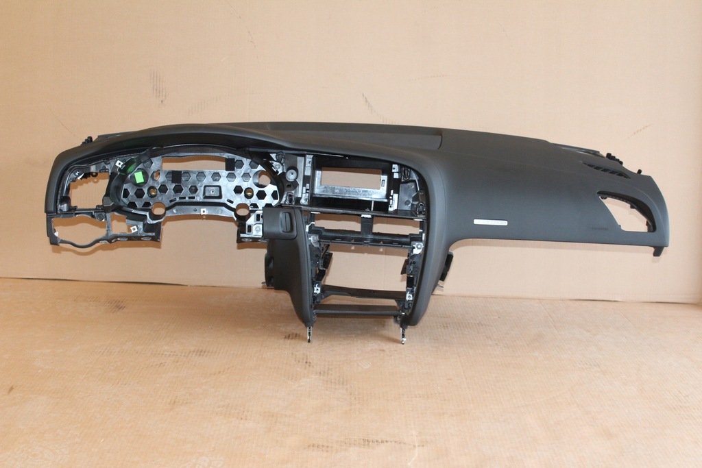 фото №1, Консоль панель приладів панель приладів оригінал audi a5 8t lift