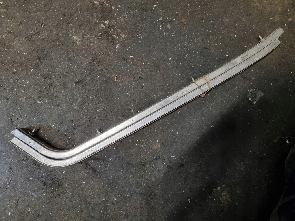 фото №1, Направляющая дверь задняя средняя левая правая mazda 5