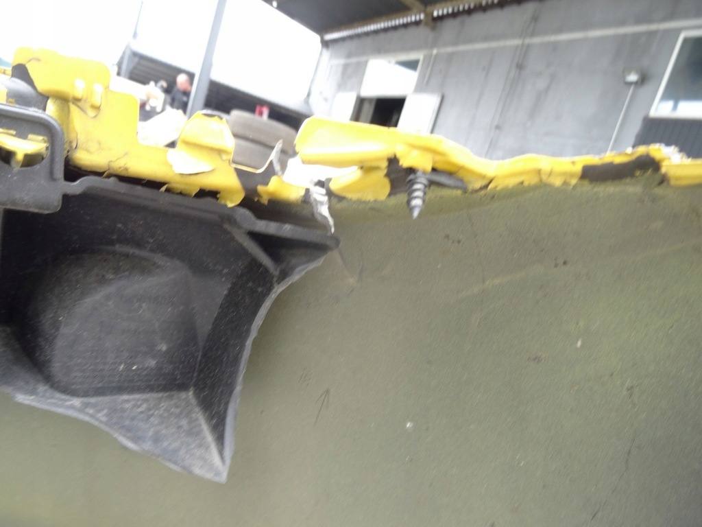 фото №7, Renault clio iv 4 бампер задняя задний с защита трубы rs