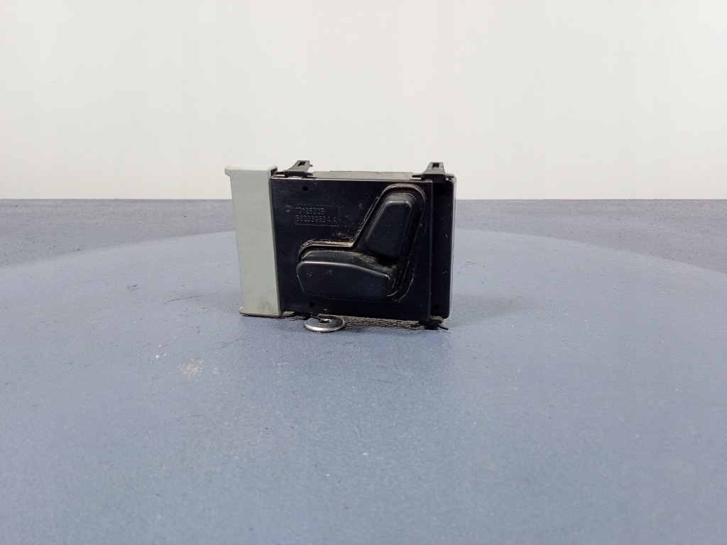 фото №1, Pacifica ii перемикач сидіння водія 68233963aa