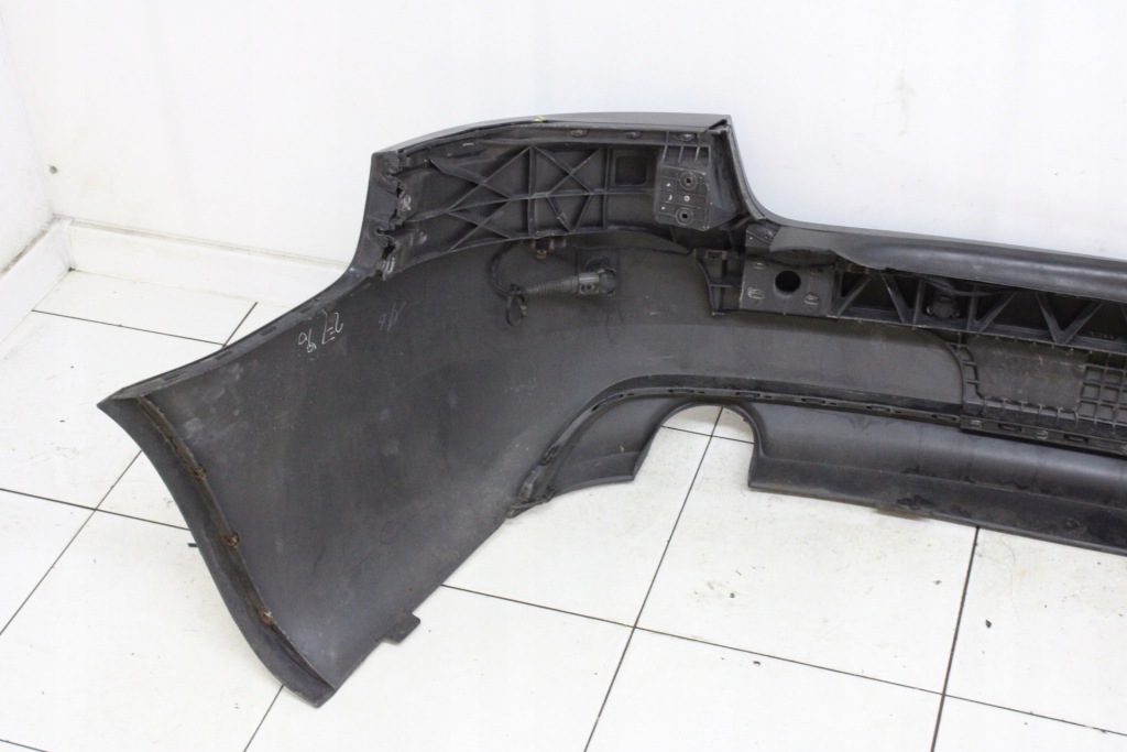 Купить Audi a4 b7 cabrio s-line 2006r- бампер задний задняя pdc lz9y - код лакокрасочного покрытия