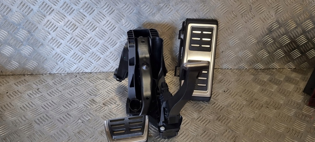 фото №8, Vw golf vii 7 r 20 педаль газа сцепления подножка