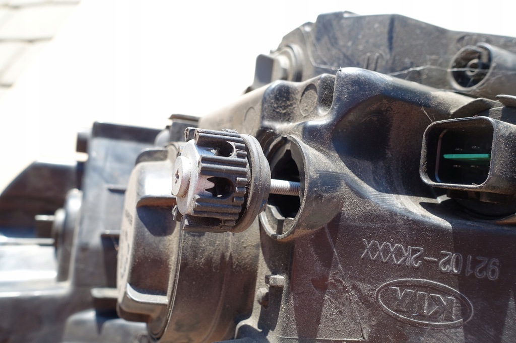 фото №9, Kia soul лампа передняя правая оригинал обычная europa