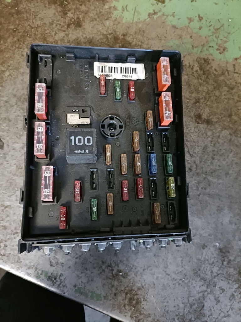 фото №9, Коробка запобіжників vw seat skoda audi 3c0937125