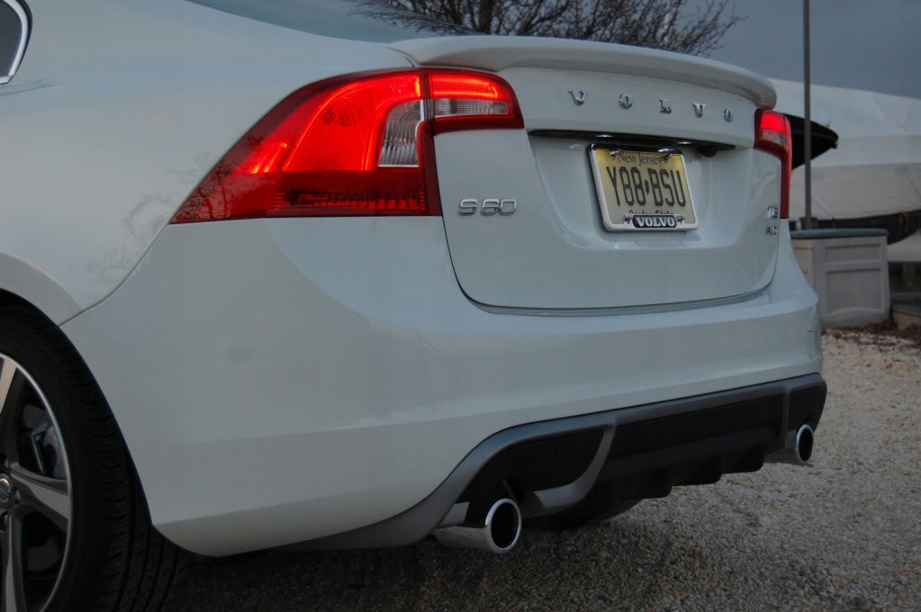 фото №9, Volvo s60 2010 спойлер спойлер na крышка грунтовка!