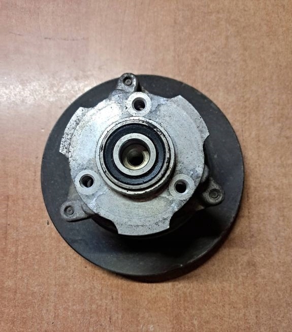 фото №1, Шків насоса води mercedes w123 m102