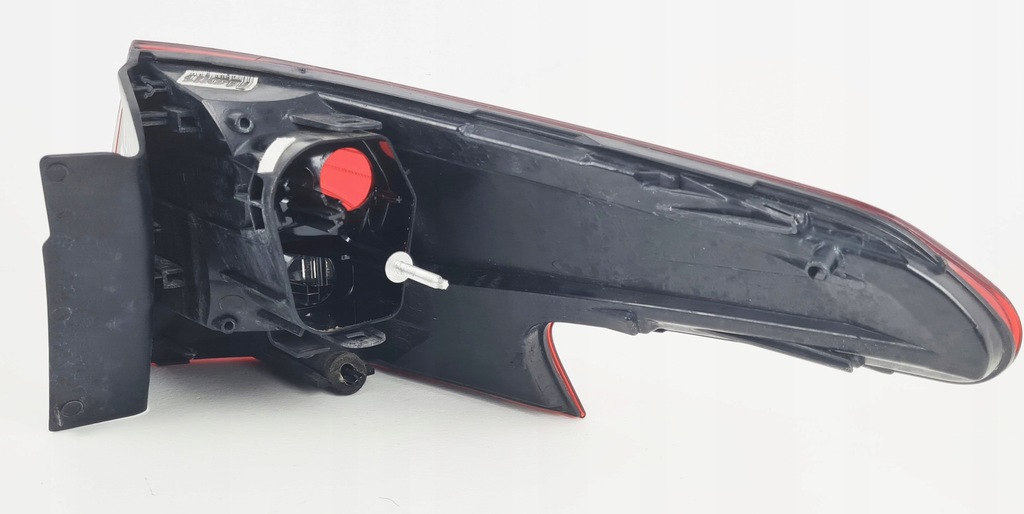 фото №9, Citroen c5 iii lift лампа задня ліва w крила kombi