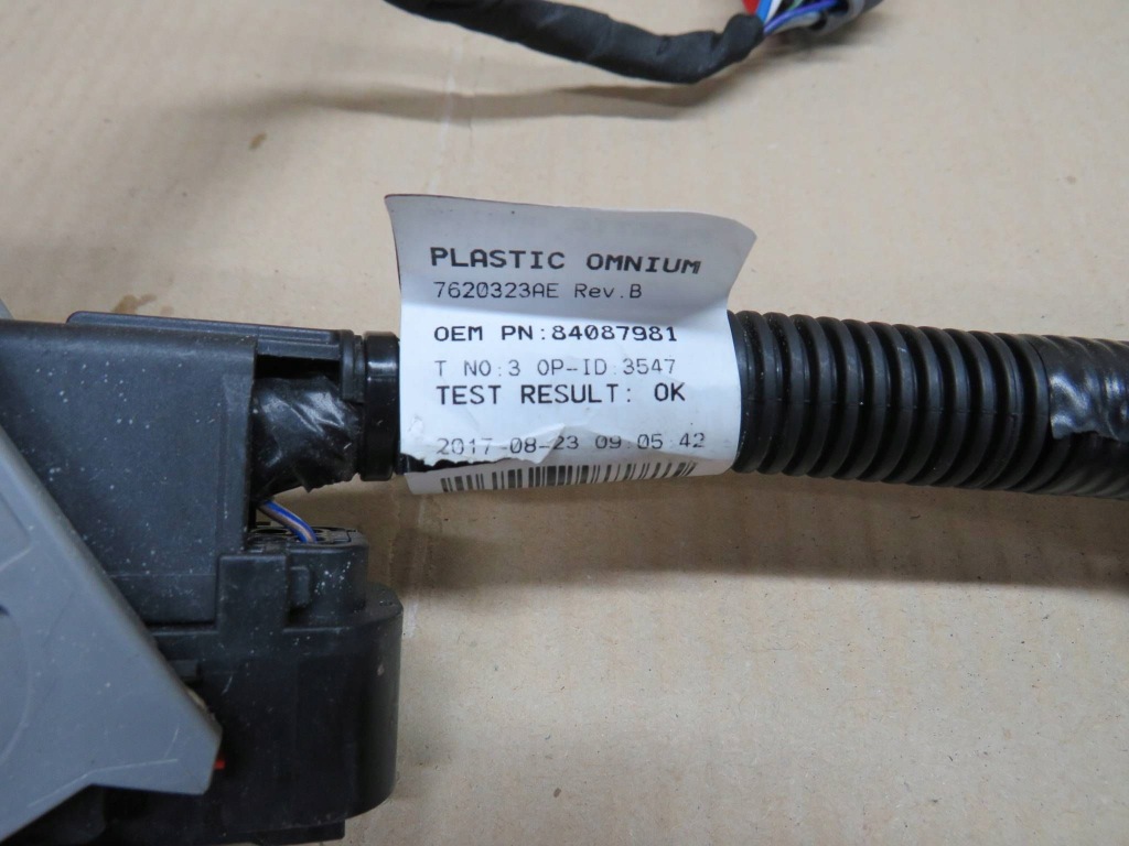 Opel insignia b cdti жгут электропроводка бака топлива 84087981 842779 Киев