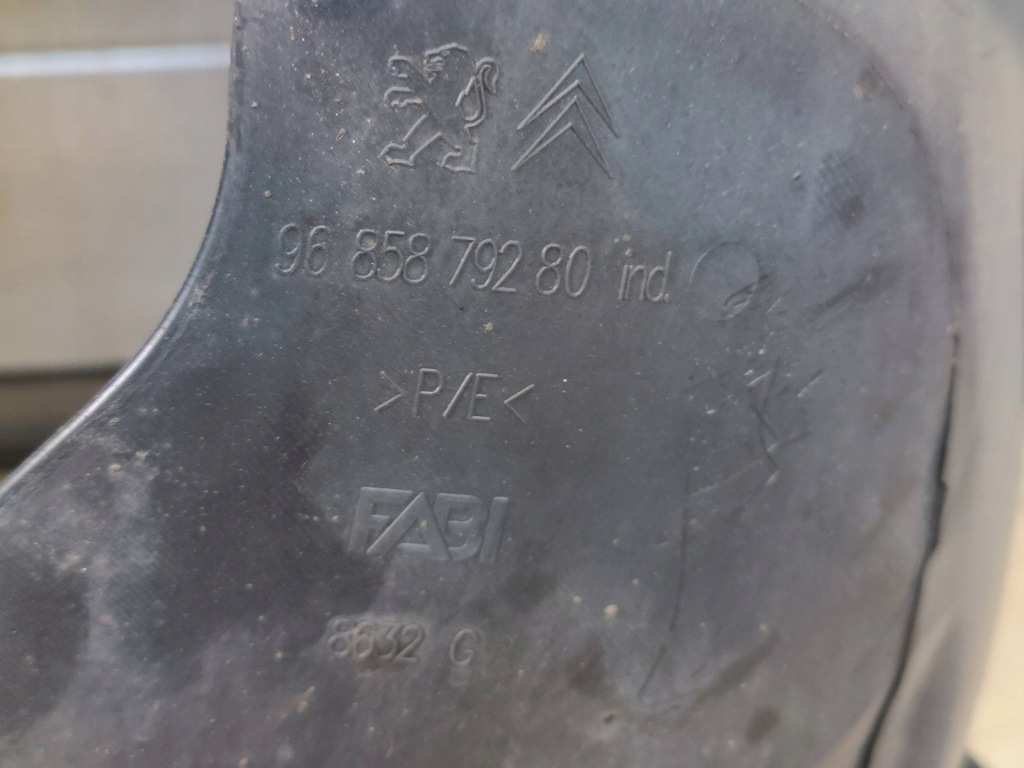 фото №9, Подкрылок левый перед peugeot 5008 i 09-17 9685879280