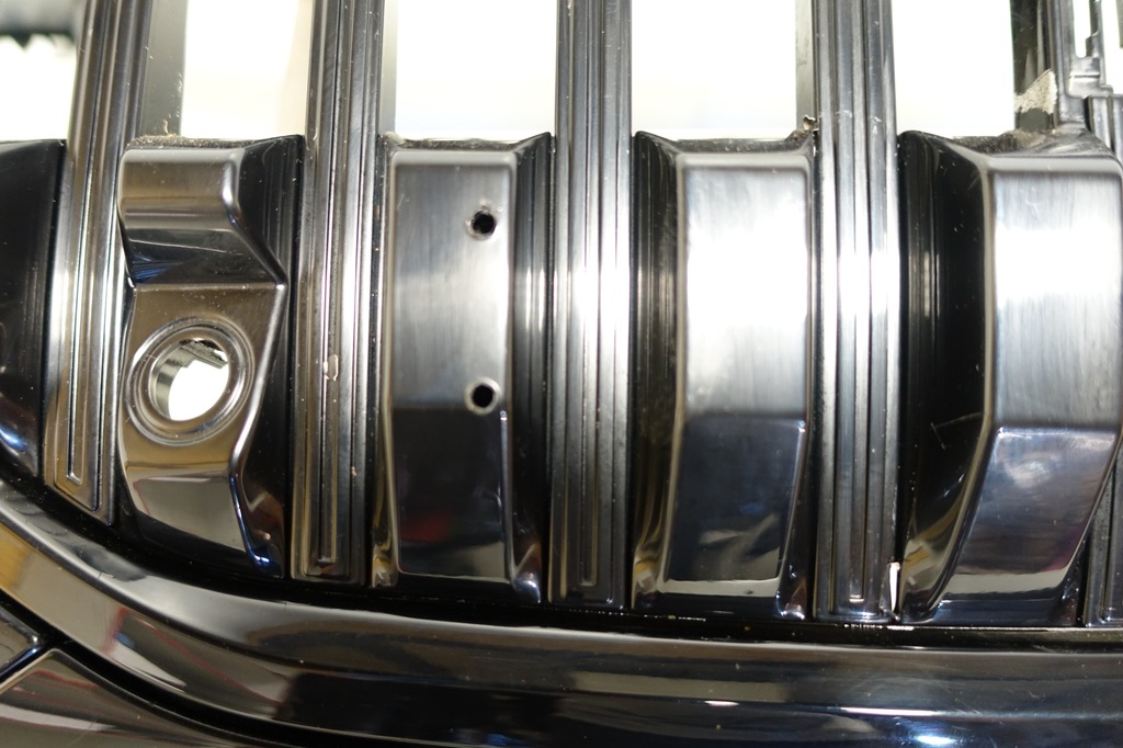 фото №9, Bmw 7 g70 m-pakiet 2022- pod 6 датчиков pdc бампер передний перед