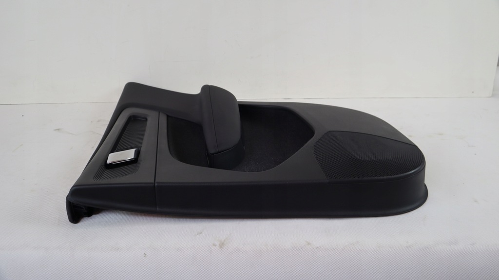 фото №5, Volvo xc40 обшивка двері правий задня 31407710