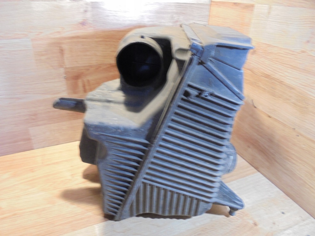 фото №4, Корпус фильтра воздуха renault megane scenic ii 8200369755