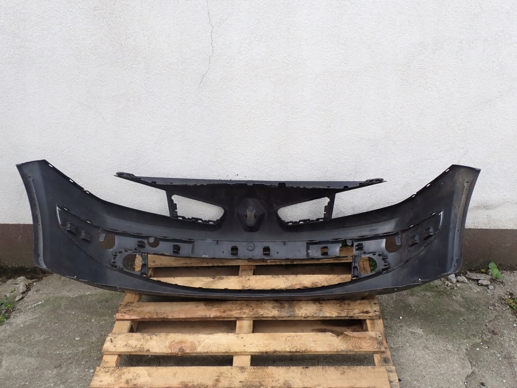 Бампер перед передний renault megane 2 рестайлинг  европа 8200412362 8200484322 Цена