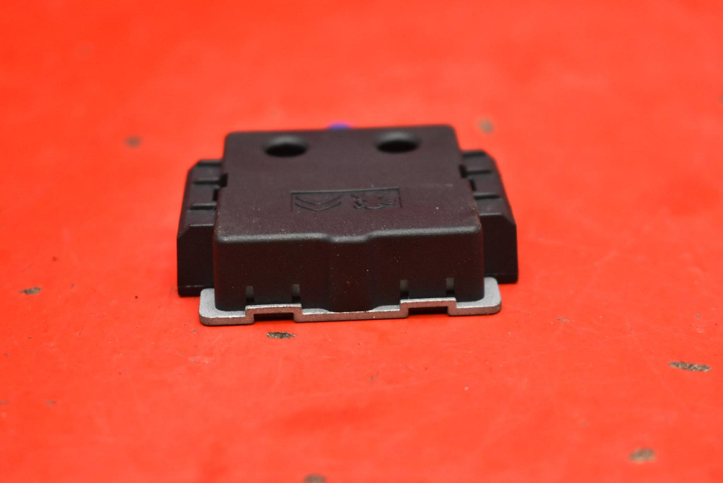 Антенна gps 9840652280 peugeot 2008 2 ii 19-21 в Украине