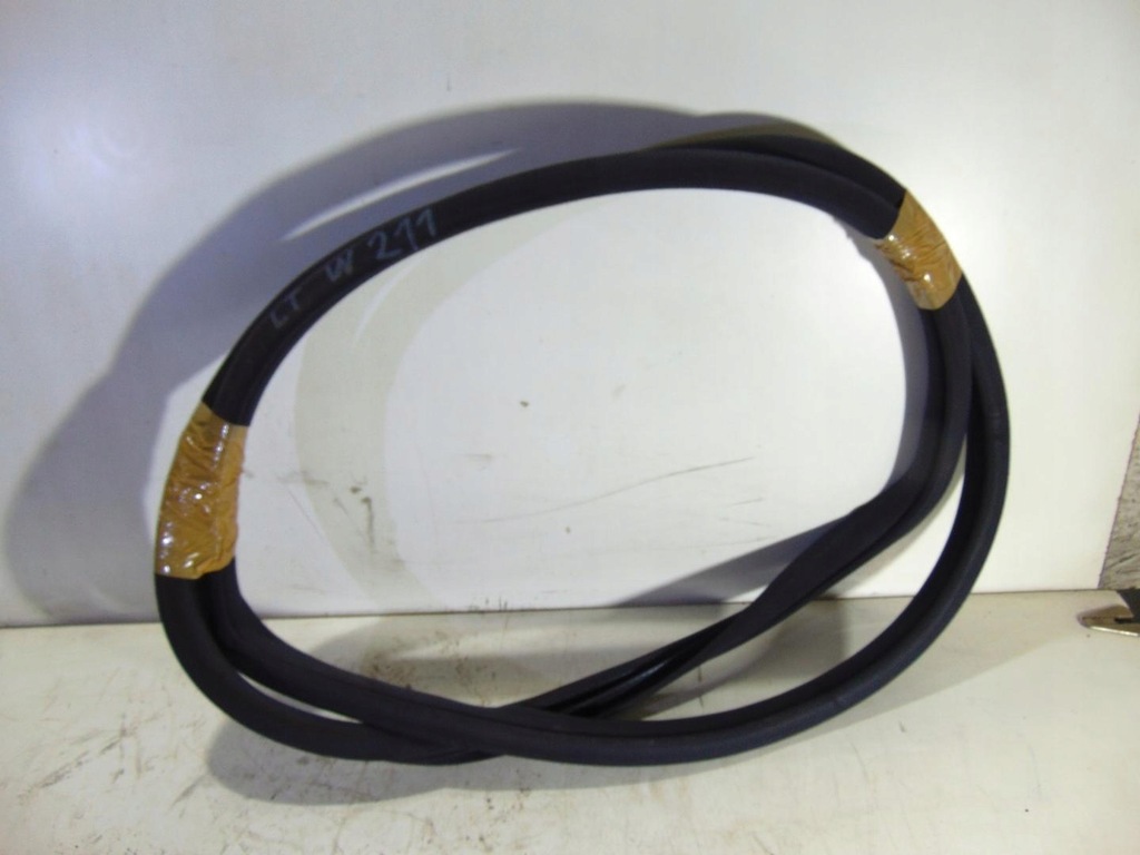 фото №1, Прокладка двері лівий задня mercedes w211 sedan