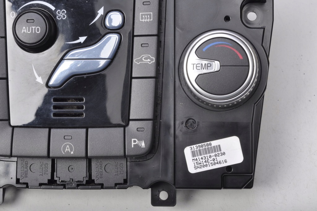 фото №2, Volvo s60 ii v60 панель обдув 31398588