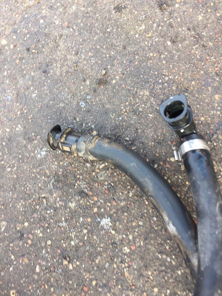 фото №9, Audi a5 8t wąż шланг омивача лампа ксенон