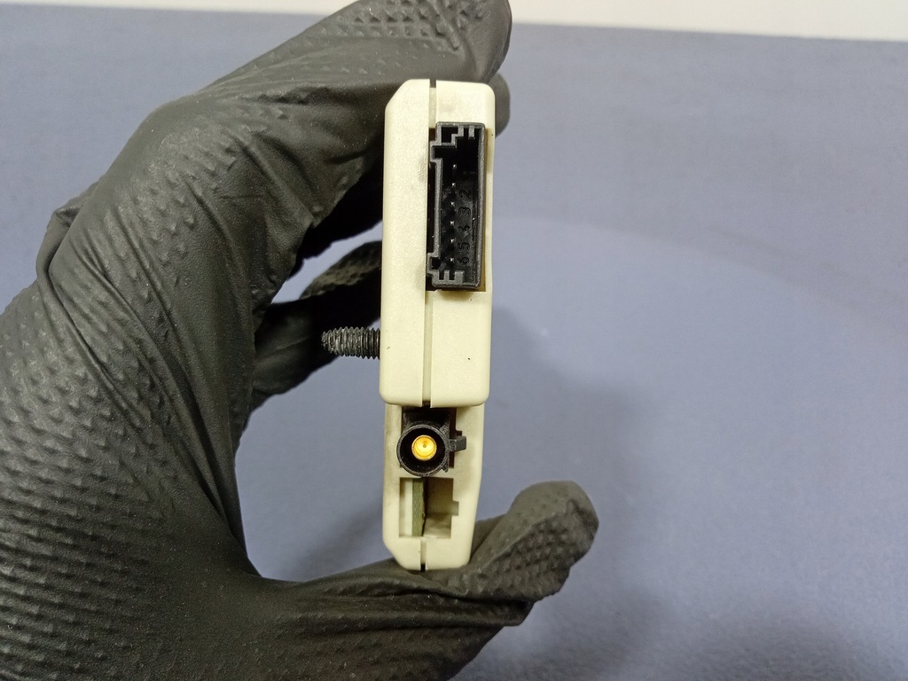 фото №4, Bmw 7 f01 f02 f10 усилитель антенный диверсити 9200451