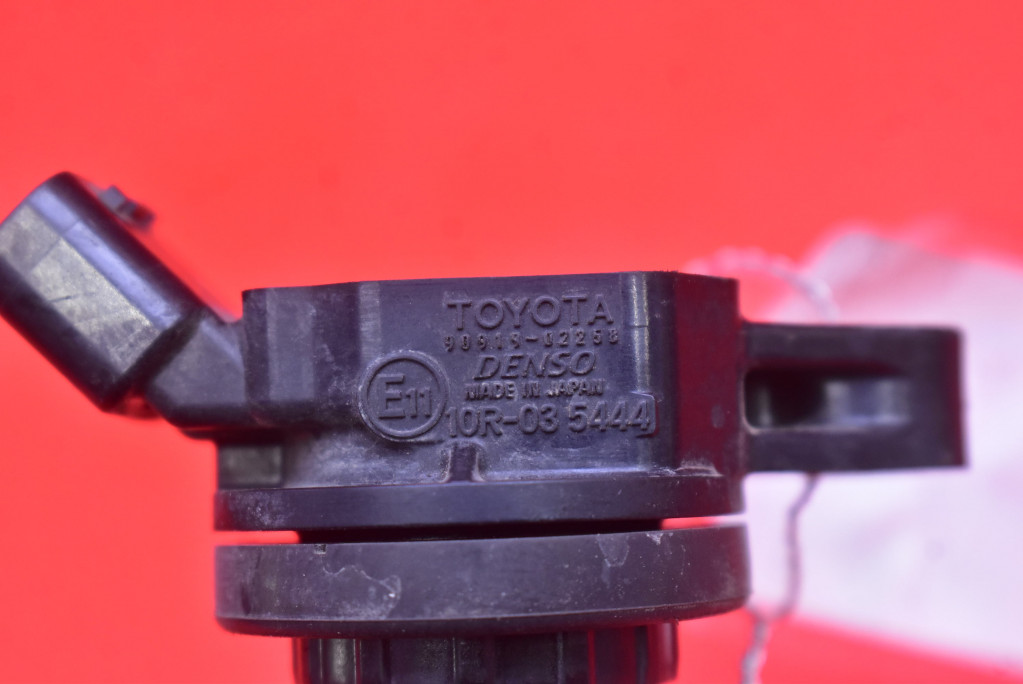 фото №8, Катушка зажигания 90919-02258 toyota auris ii e18 1.6 valvematic 112 km 15-18