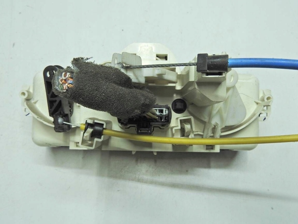 фото №7, Renault clio iii панель обдув кондиционера 030967w