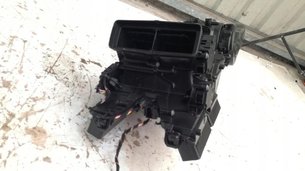 фото №7, Audi q7 4m отопитель задняя задняя 4m0819351