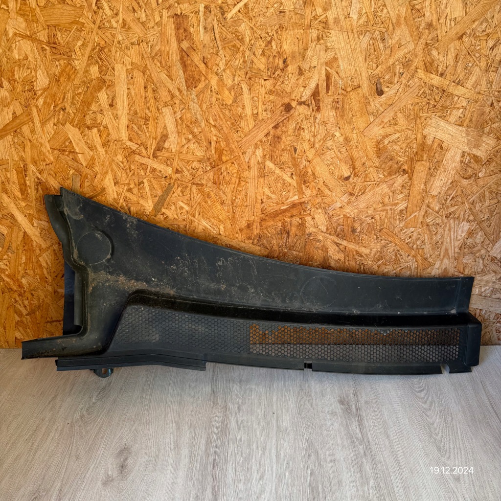 фото №1, Жабо правое peugeot 3008 ii 98362005xt