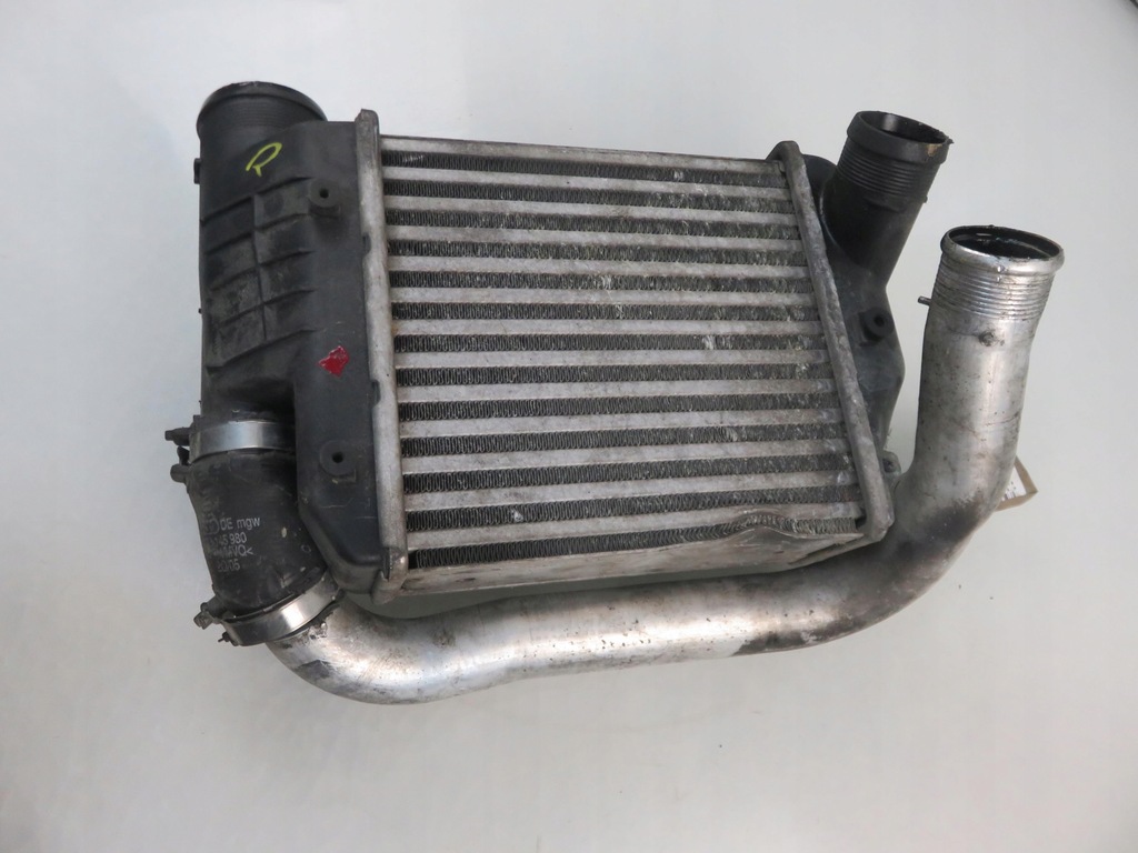 фото №1, Интеркулер audi a6 c6 3.0 tdi 4f0145806e