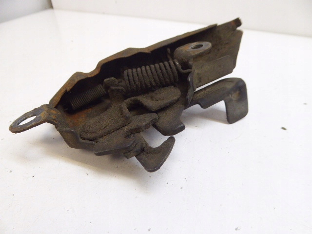 фото №3, Corolla verso i 01-04 замок капот